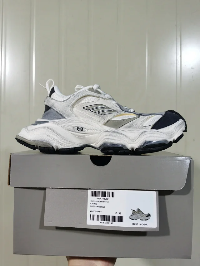 Balenciaga Sneakers Cargo Sneaker product detail image 11