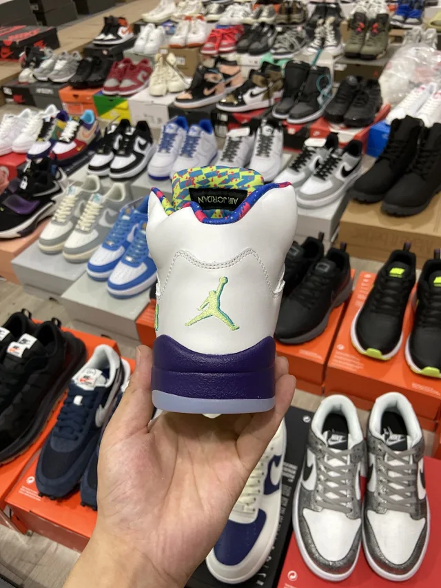 Jordan Sneakers Air 5 product detail image 28