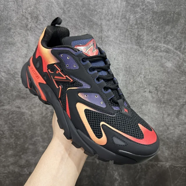Louis Vuitton Sneakers LV Runner Tatic product detail image 11