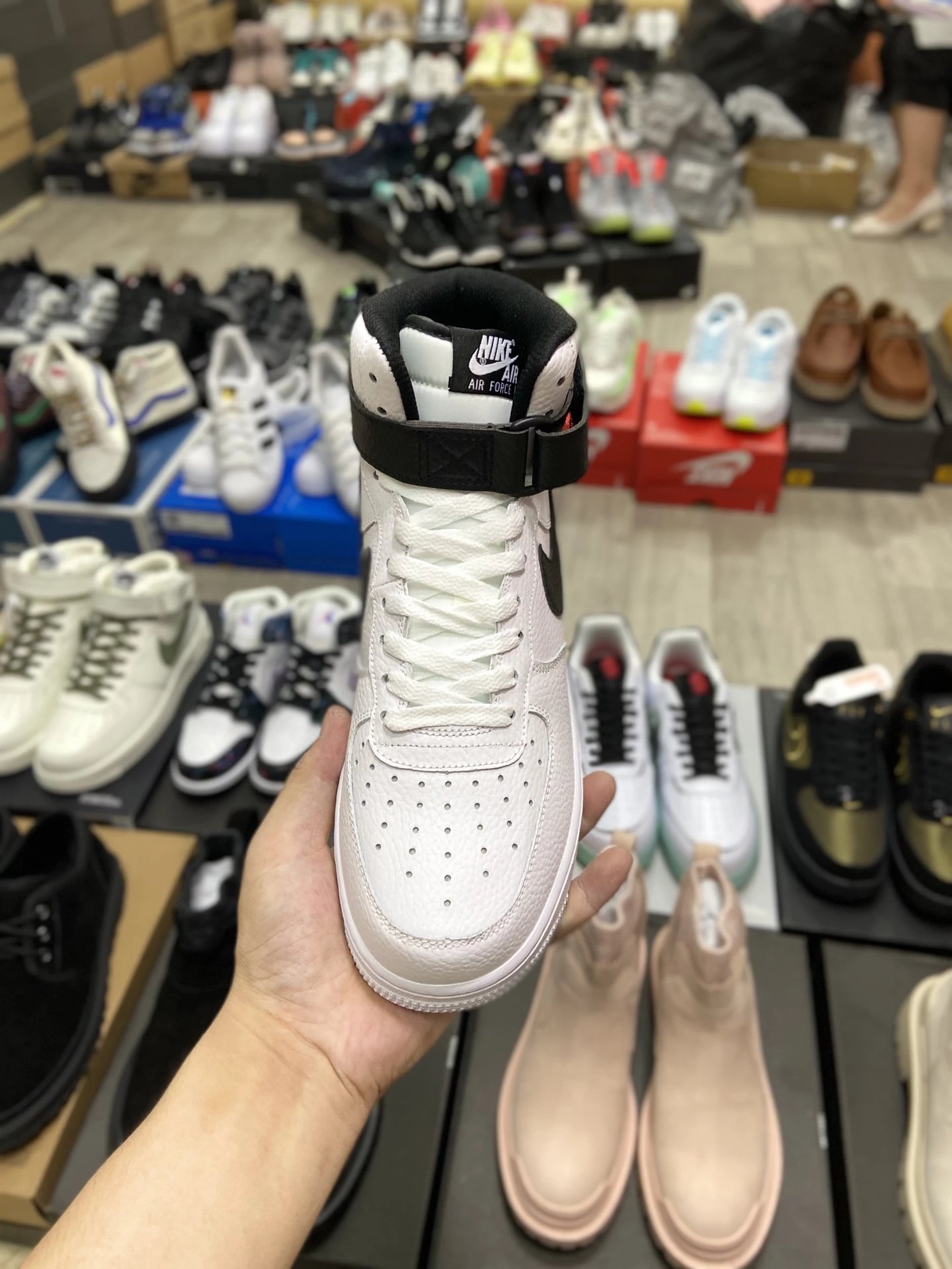 Nike Sneakers Air Force 1 High image 4