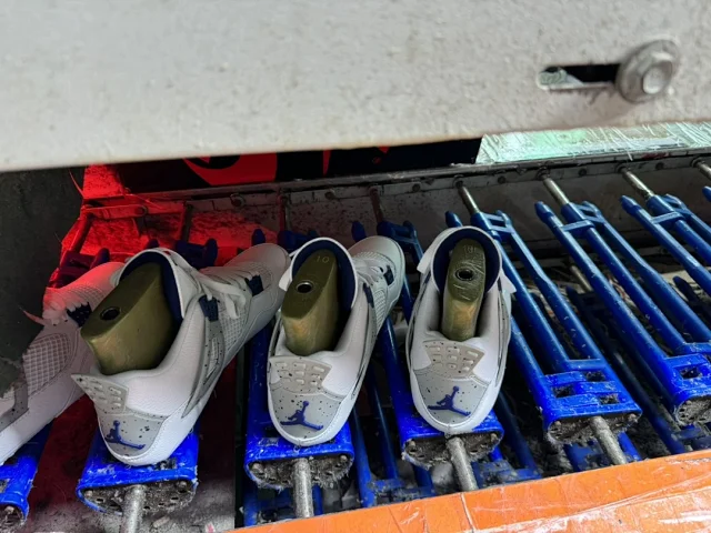 Jordan Sneakers Air 4 product detail image 41