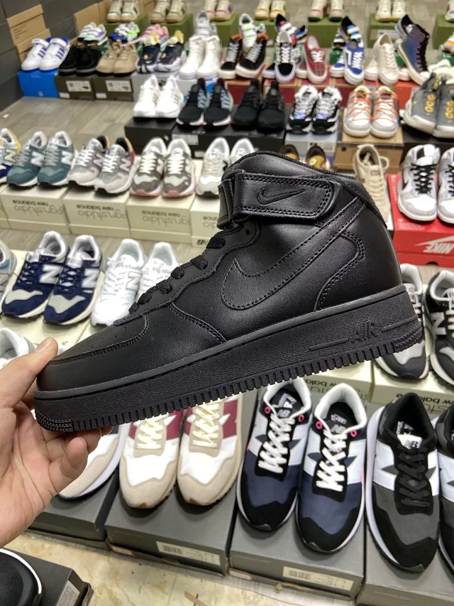 Nike Sneakers Air Force 1 Mid product detail image 2