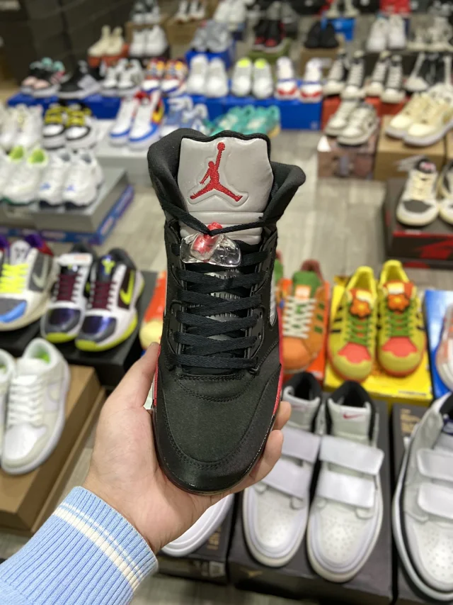 Jordan Sneakers Air 5 product detail image 51