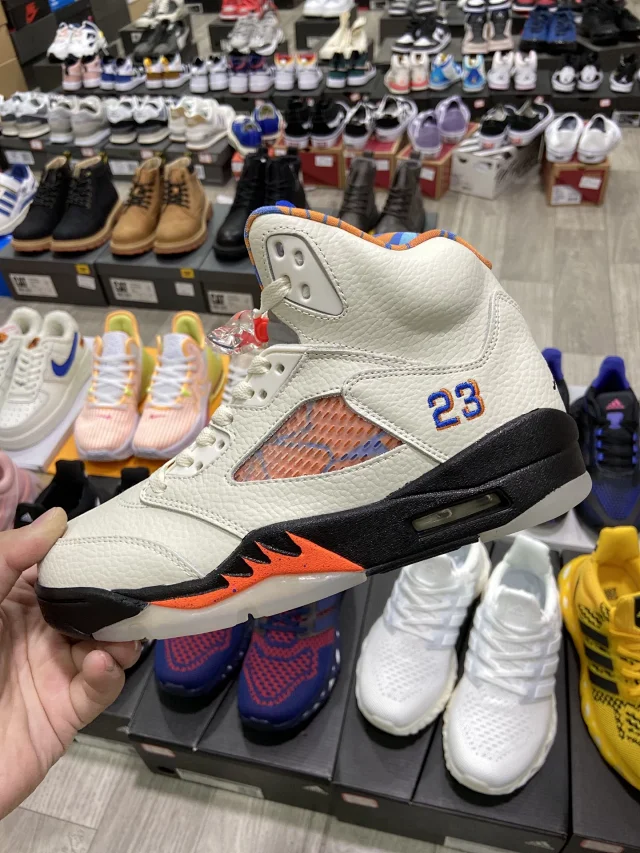 Jordan Sneakers Air 5 product detail image 45