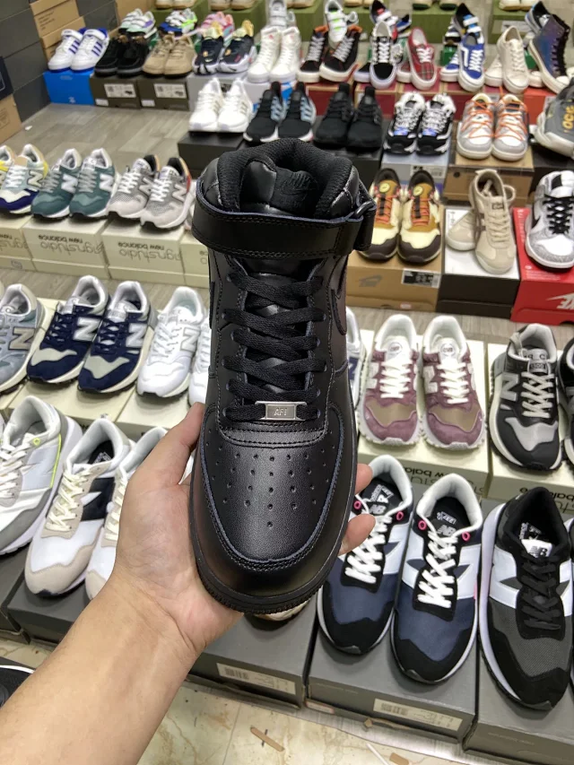 Nike Sneakers Air Force 1 Mid product detail image 3
