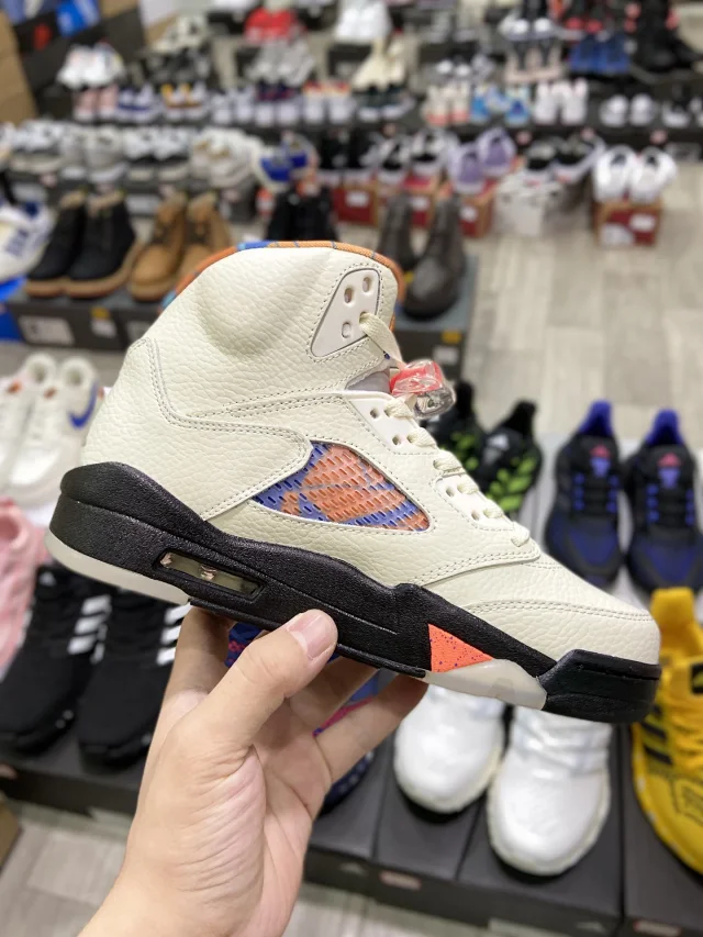 Jordan Sneakers Air 5 product detail image 47