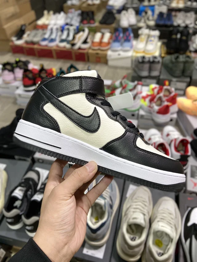 Nike Sneakers Air Force 1 Mid product detail image 10