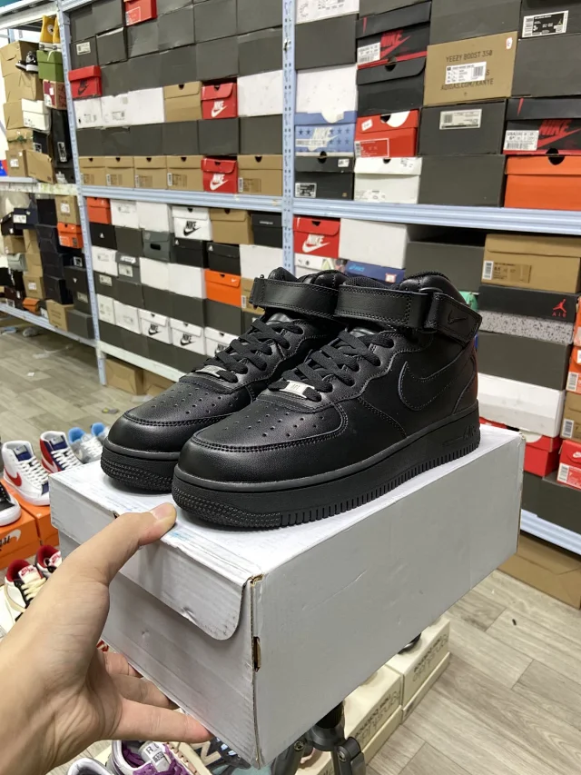 Nike Sneakers Air Force 1 Mid product detail image 1