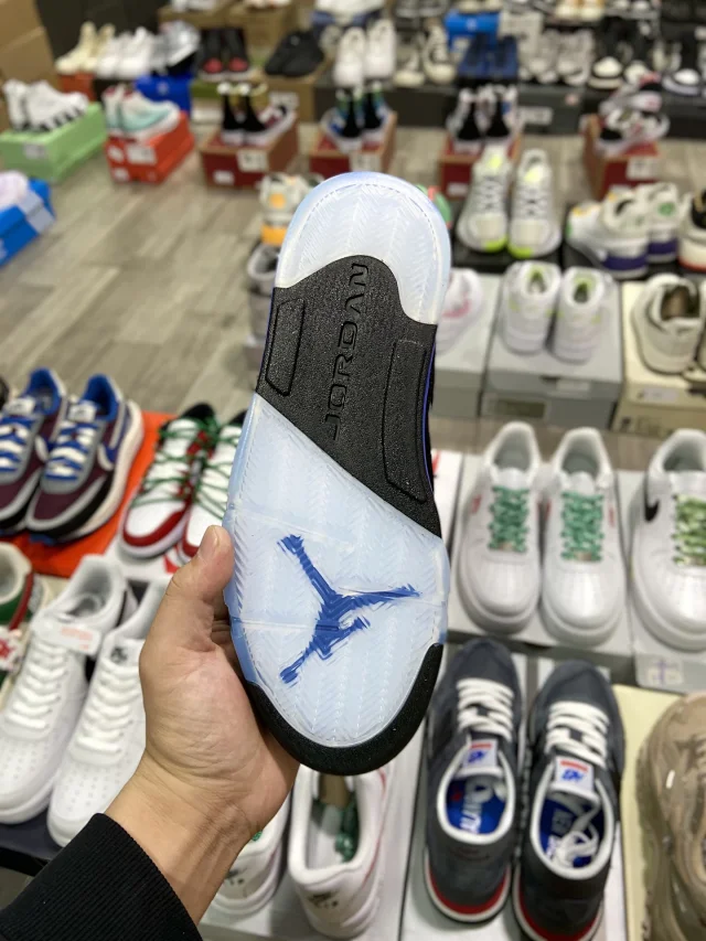 Jordan Sneakers Air 5 product detail image 59