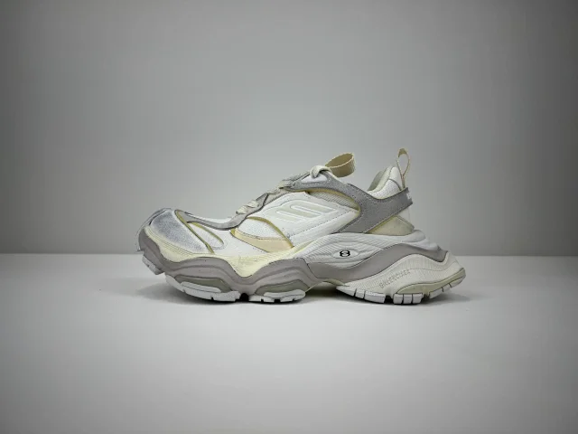 Balenciaga Sneakers Cargo Sneaker product detail image 3