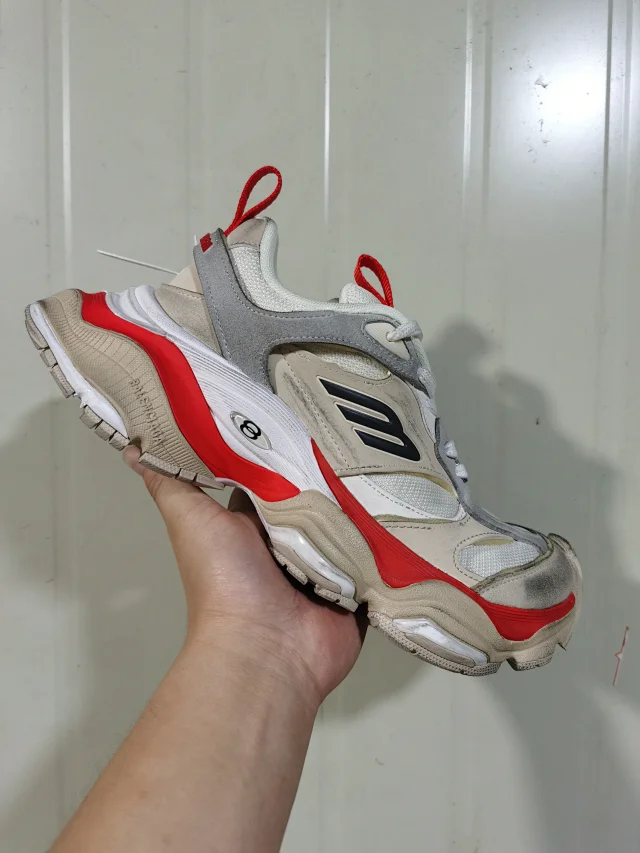 Balenciaga Sneakers Cargo Sneaker product detail image 21