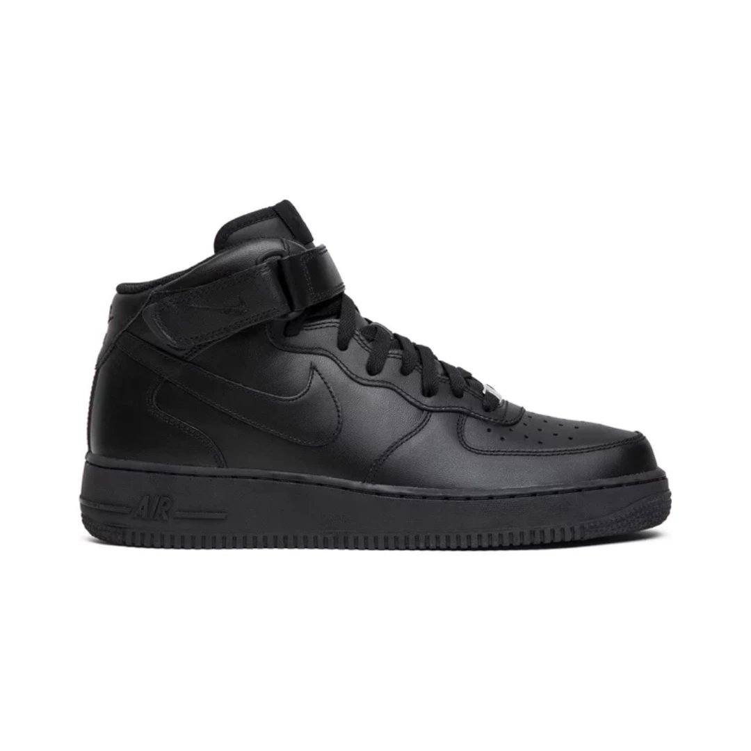 Nike Sneakers Air Force 1 Mid — Triple Black