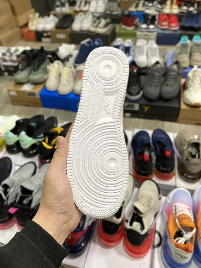 Nike Sneakers Air Force 1 Mid product detail image 24