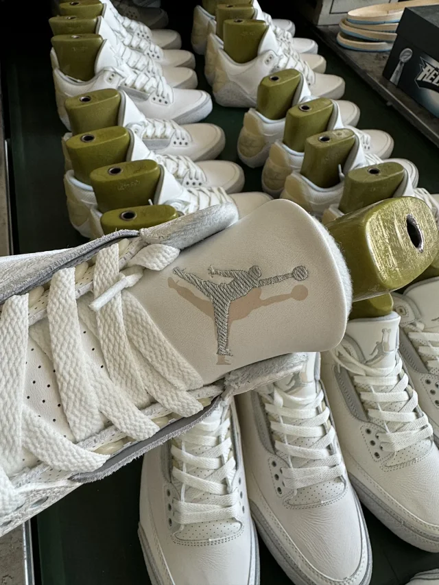 Jordan Sneakers Air 3 product detail image 25