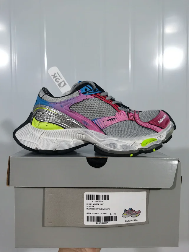 Balenciaga Sneakers Stapler product detail image 6