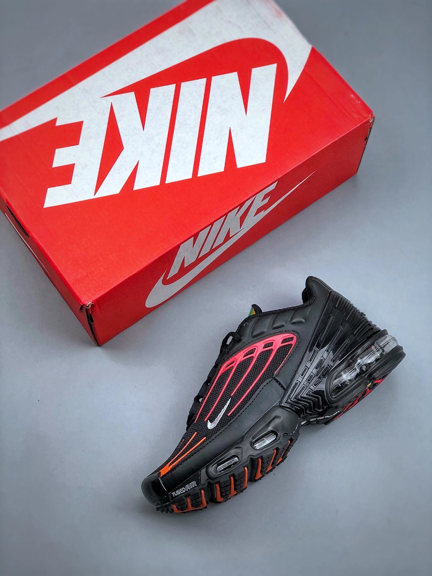 Nike Air Max Backpack - Stylish and Durable School Bag for Men and Women