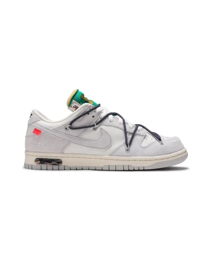 Nike Sneakers Dunk Low x Off-White with exposed lace overlay — Lot 20