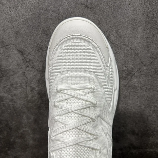 Louis Vuitton Sneakers LV Runner Tatic product detail image 76