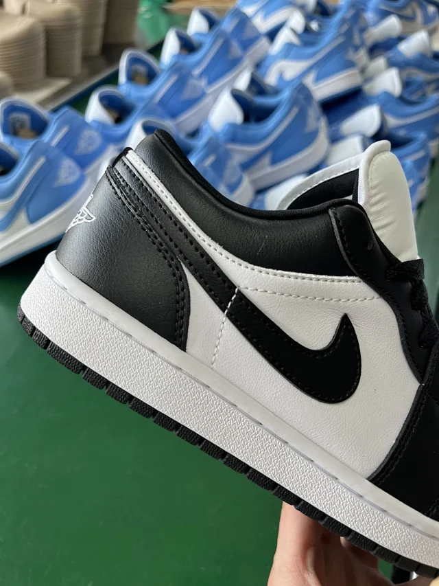 Nike Sneakers Air Jordan 1 Low product detail image 32