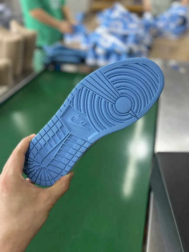 Nike Sneakers Air Jordan 1 Low product detail image 41