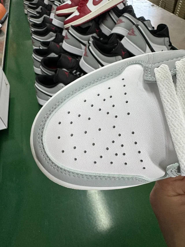 Nike Sneakers Air Jordan 1 Low product detail image 10