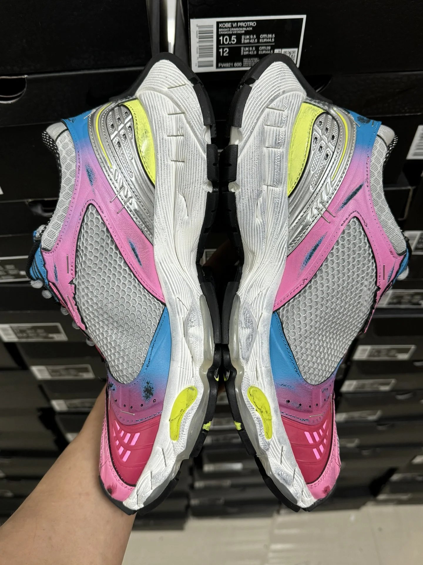Balenciaga Sneakers Stapler image 3