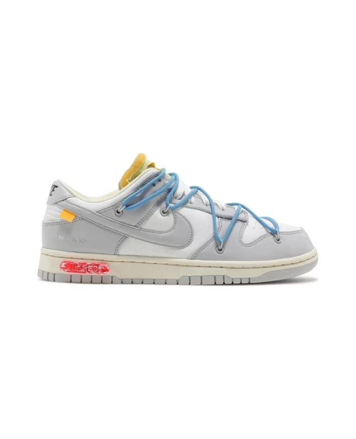 Nike Sneakers Dunk Low x Off-White with exposed lace overlay — Lot 05