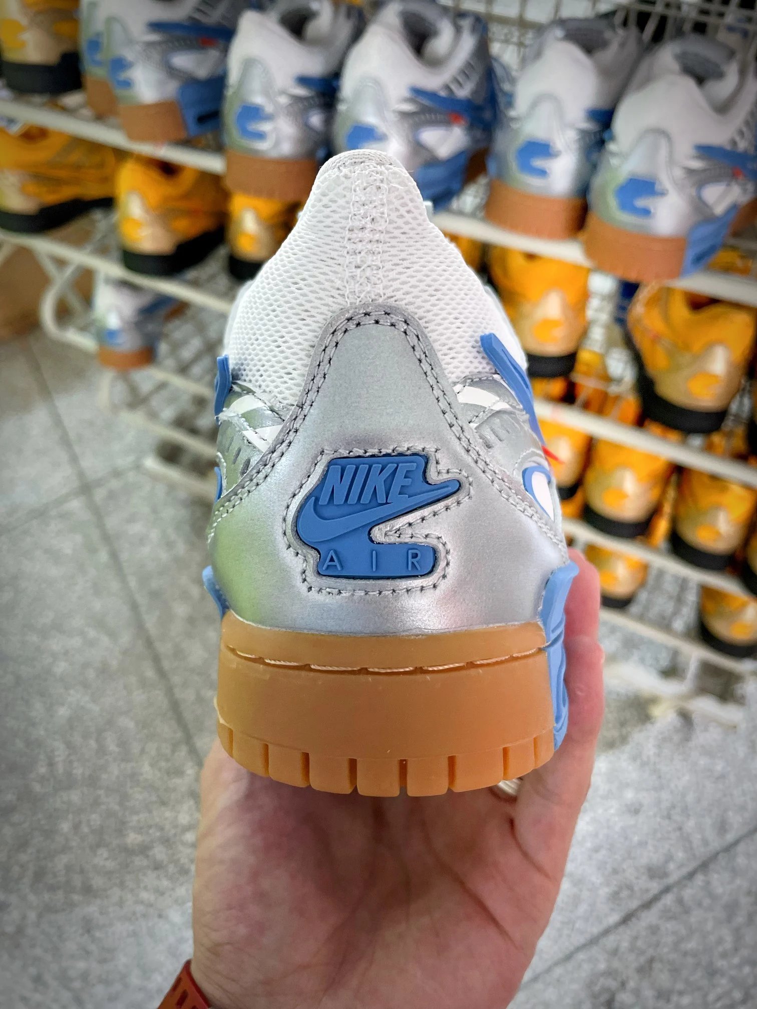 Nike Sneakers Air Rubber Dunk x Off-White image 9