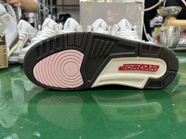 Jordan Sneakers Air 3 product detail image 31
