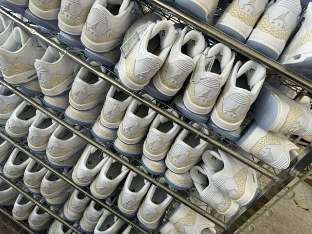 Jordan Sneakers Air 3 product detail image 28