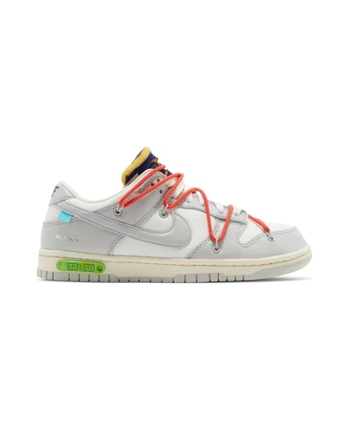 Nike Sneakers Dunk Low x Off-White with exposed lace overlay — Lot 23