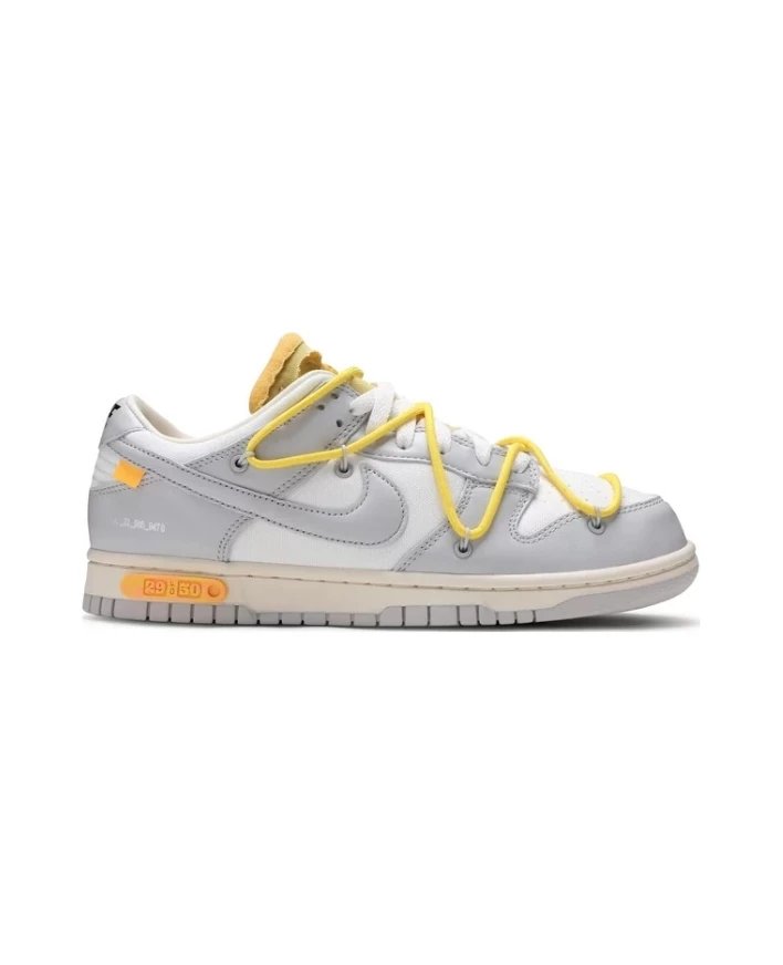 Nike Sneakers Dunk Low x Off-White with exposed lace overlay — Lot 29
