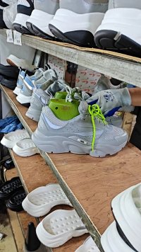 Dior B22 — seller photo 4