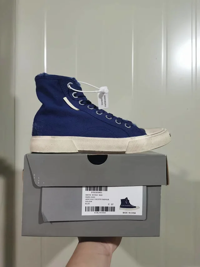 Balenciaga Paris Low and Mid product detail image 31