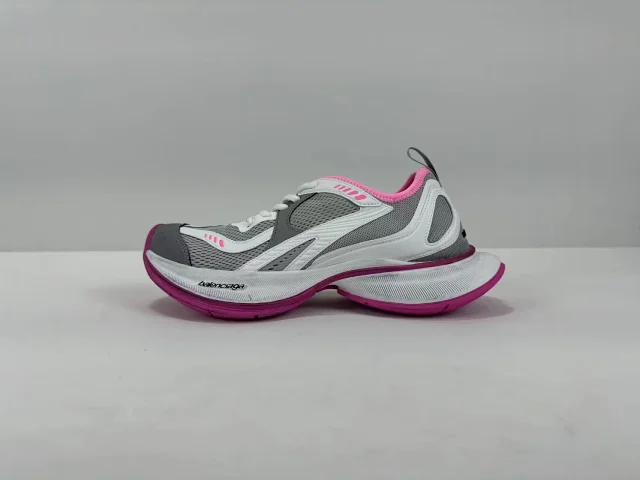 Balenciaga Sneakers Circuit product detail image 2