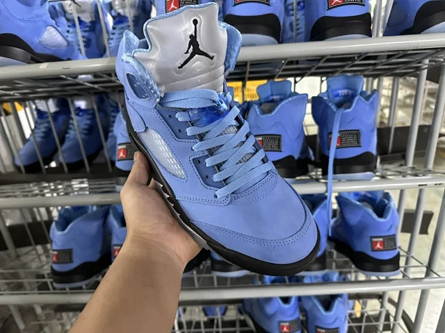 Jordan Sneakers Air 5 product detail image 5