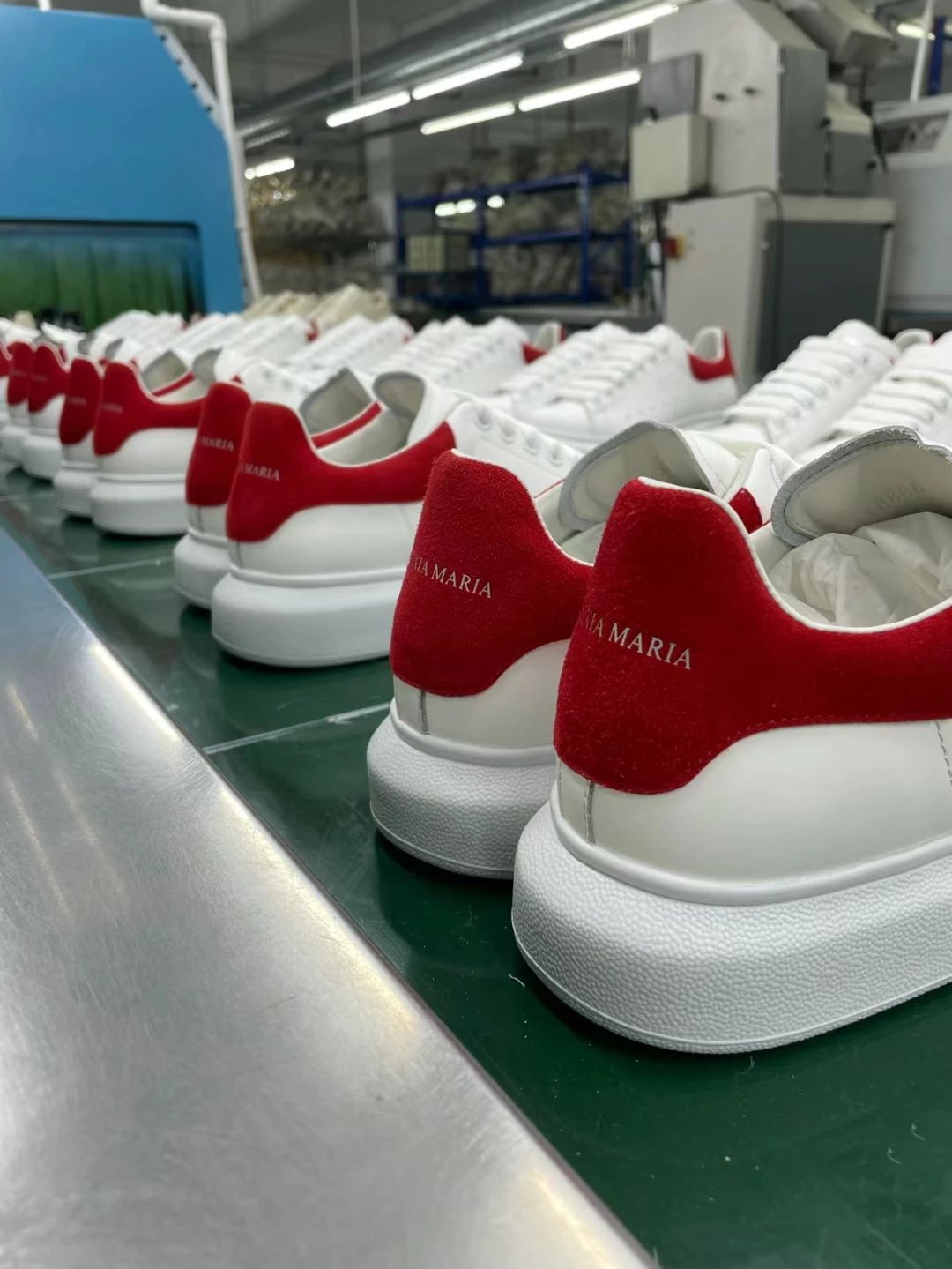 Alexander McQueen Sneakers Oversized Sneaker image 9