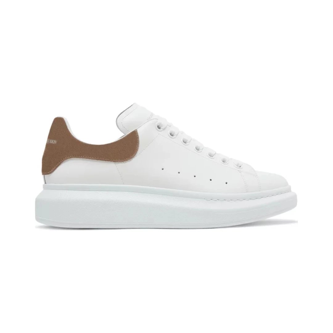 Alexander McQueen Sneakers Oversized Sneaker — White Mole