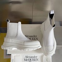 Alexander McQueen Zip Up (Black) — seller photo 3