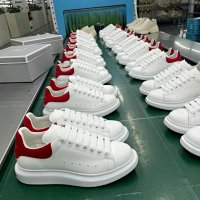 Alexander McQueen — seller photo 5