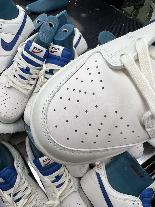 Nike Sneakers Dunk Low product detail image 19