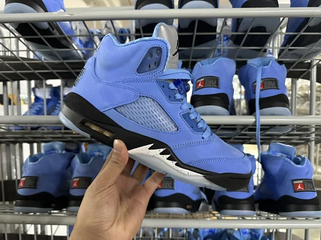 Jordan Sneakers Air 5 product detail image 2