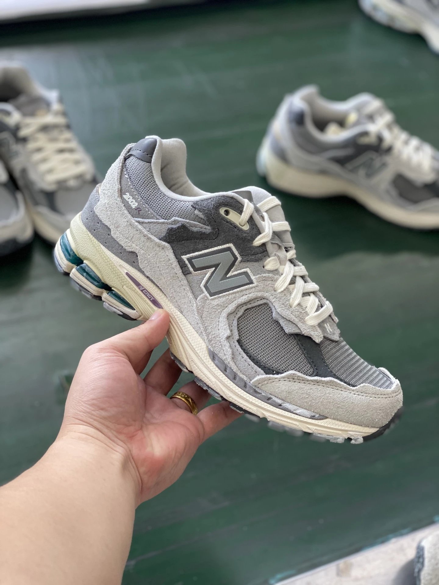 TRAPSTAR Hoodie & Sweatpants Set - Black and Gray