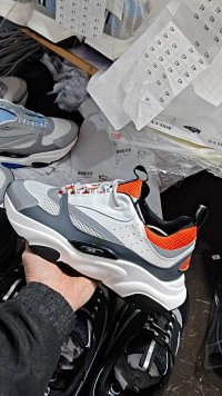 Dior B22 — seller photo 8
