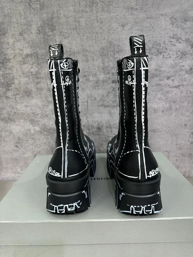 Balenciaga Leather Shoes Bulldozer Derby product detail image 12