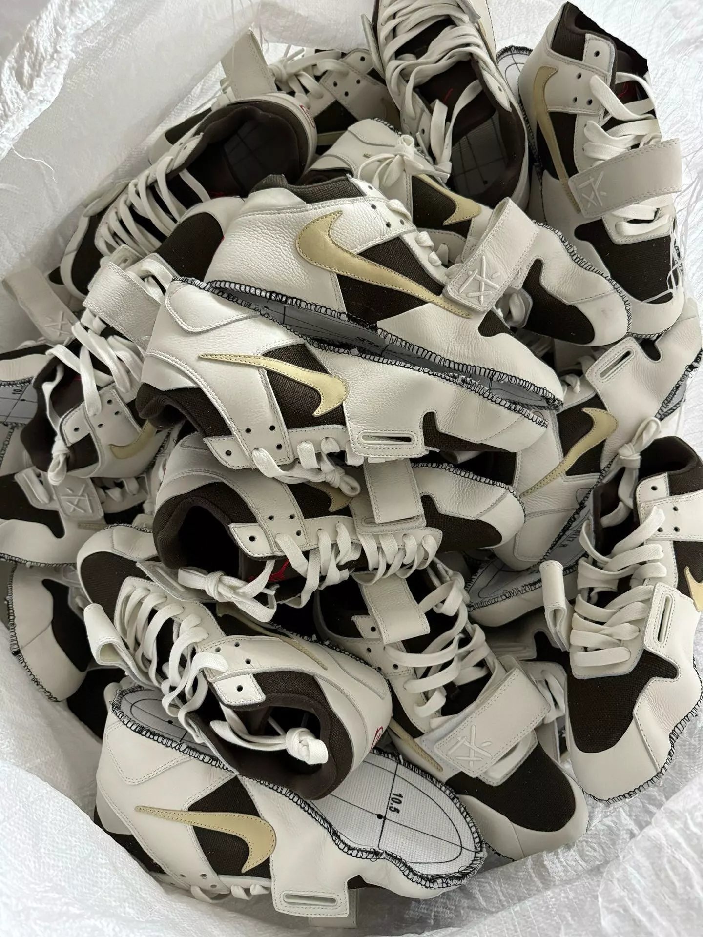 Nike Sneakers Jumpman Jack with forefoot strap and reverse Swoosh image 2