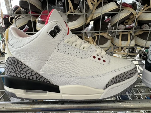 Jordan Sneakers Air 3 product detail image 6