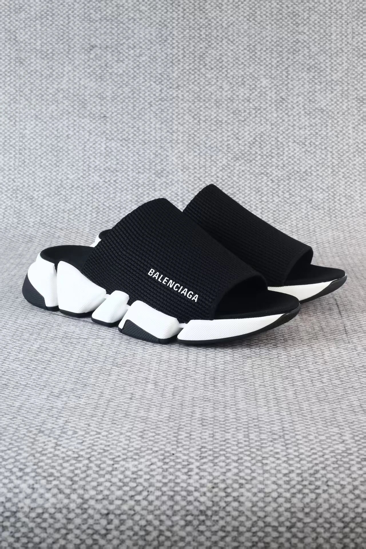 Balenciaga Slippers Logo Knit with Segmented Sole image 3