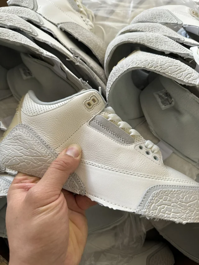 Jordan Sneakers Air 3 product detail image 9