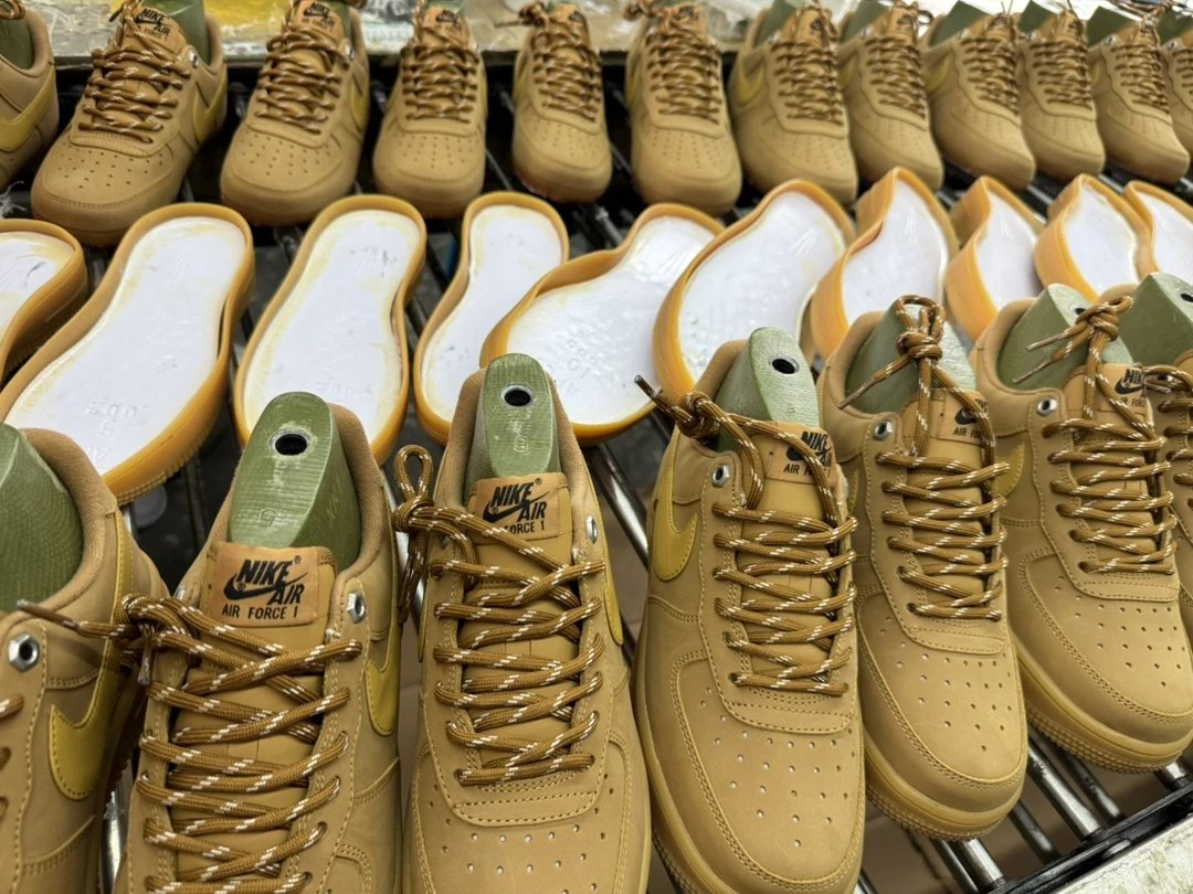 ir orce 1 Low 3 12